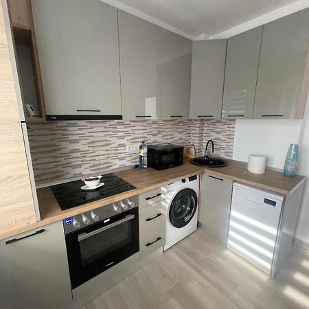Luxury Apartment 皮特什蒂 外观 照片